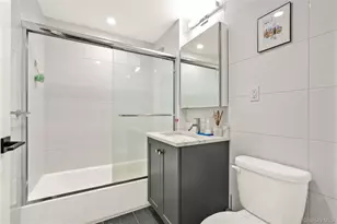 31-41 29th St, Astoria, NY 11106 - Photo 19