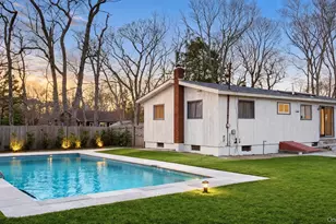 3 Louise Ct, Hampton Bays, NY 11946 - Photo 3