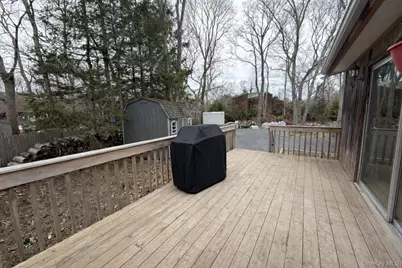 3 Louise Court, Hampton Bays, NY 11946 - Photo 5