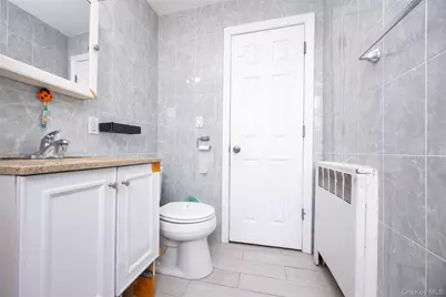 69-12 140th Street #2C, Kew Gardens, NY 11367 - Photo 9