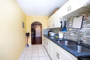 69-12 140th St, Kew Gardens, NY 11367 - Photo 3