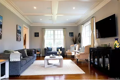 99 Spinney Road, East Quogue, NY 11942 - Photo 5