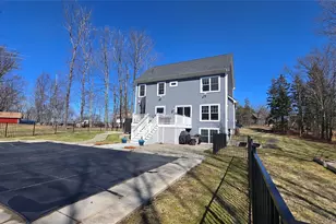 46 Long Hill Rd, Hopewell Junction, NY 12533 - Photo 5