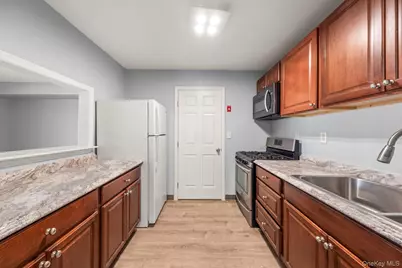 238 Concord Lane, Middletown, NY 10940 - Photo 9