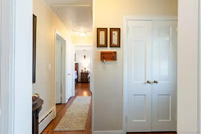 816 Main Street, Islip, NY 11751 - Photo 5