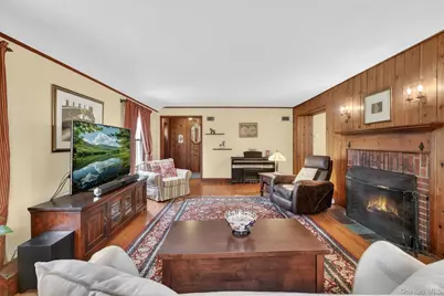 427 Westchester Avenue, White Plains, NY 10604 - Photo 9