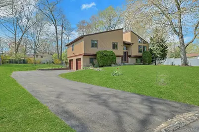 973 Tilton Road, Valley Cottage, NY 10989 - Photo 5