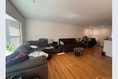 21 Ruby Lane, Huntington Station, NY 11746 - Photo 5