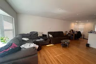 21 Ruby Ln, Huntington Station, NY 11746 - Photo 5