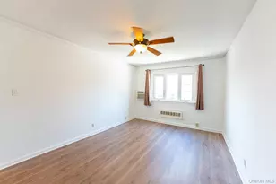 140-07 68th Dr, Flushing, NY 11367 - Photo 11