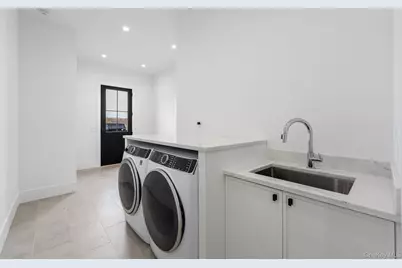 25 Club Drive, Calverton, NY 11933 - Photo 27