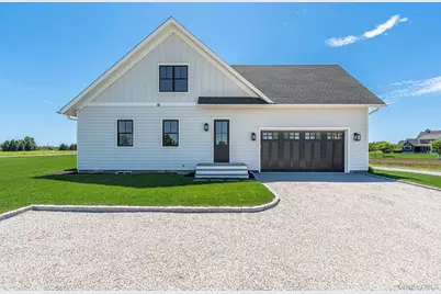 25 Club Drive, Calverton, NY 11933 - Photo 5