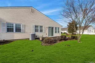 93 Revere Dr, Sayville, NY 11782 - Photo 5