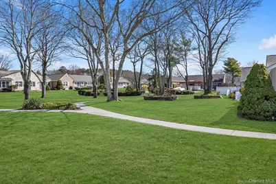 93 Revere Drive, Sayville, NY 11782 - Photo 17
