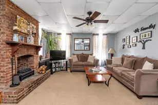 117-11 14th Rd, College Point, NY 11356 - Photo 9