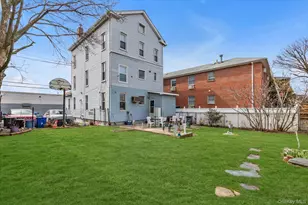 117-11 14th Rd, College Point, NY 11356 - Photo 21