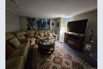 124 Lakeview Avenue, Lynbrook, NY 11563 - Photo 7