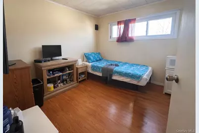 1327 Brooklyn Boulevard, Bay Shore, NY 11706 - Photo 13