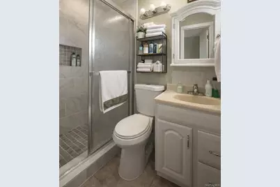 1327 Brooklyn Boulevard, Bay Shore, NY 11706 - Photo 9