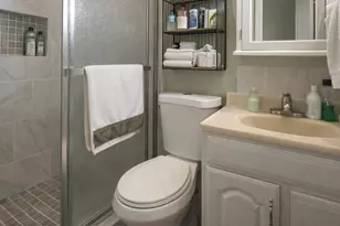 1327 Brooklyn Blvd, Bay Shore, NY 11706 - Photo 9