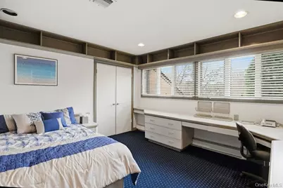 9 The Grasslands, Woodbury, NY 11797 - Photo 29