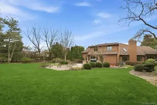 9 The Grasslands, Woodbury, NY 11797 - Photo 43