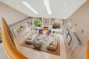 9 The Grasslands, Woodbury, NY 11797 - Photo 27