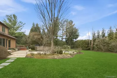 9 The Grasslands, Woodbury, NY 11797 - Photo 41