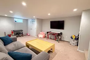 1525 Pea Pond Rd, Bellmore, NY 11710 - Photo 39