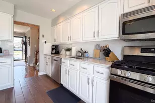 1525 Pea Pond Rd, Bellmore, NY 11710 - Photo 15