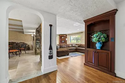 112 Woodlands Road, Harrison, NY 10528 - Photo 17