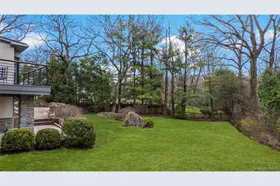 112 Woodlands Road, Harrison, NY 10528 - Photo 33