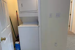 594 W Montauk Hwy, Lindenhurst, NY 11757 - Photo 7