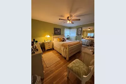 68 Howard Avenue, Freeport, NY 11520 - Photo 9