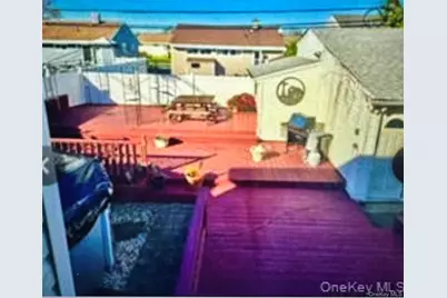 68 Howard Avenue, Freeport, NY 11520 - Photo 3