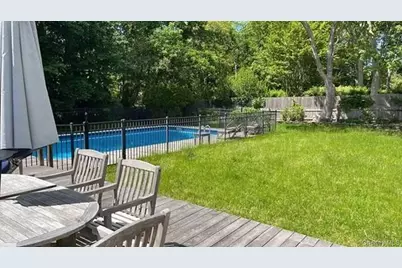 35 Maple Street, Westhampton Beach, NY 11978 - Photo 17