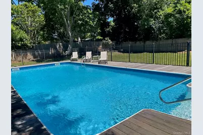 35 Maple Street, Westhampton Beach, NY 11978 - Photo 3