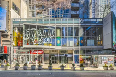 1600 Broadway #7E, New York, NY 10019 - Photo 5