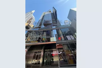 1600 Broadway #7E, New York, NY 10019 - Photo 5