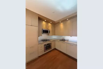 1600 Broadway #7E, New York, NY 10019 - Photo 11