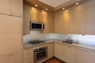 1600 Broadway, New York, NY 10019 - Photo 11