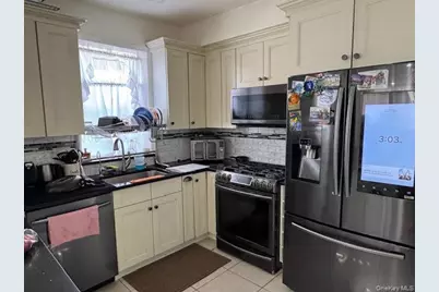 216 Robinson Avenue, Newburgh, NY 12550 - Photo 9