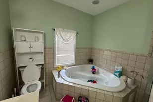 216 Robinson Ave, Newburgh, NY 12550 - Photo 17