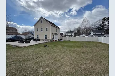 216 Robinson Avenue, Newburgh, NY 12550 - Photo 3