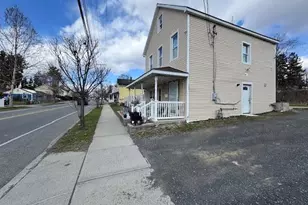 216 Robinson Ave, Newburgh, NY 12550 - Photo 5