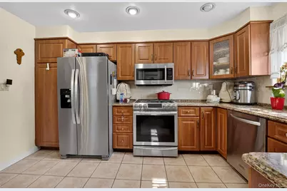 85-12 65th Drive, Rego Park, NY 11374 - Photo 13