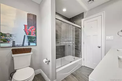 70 Connecticut Avenue, Massapequa, NY 11758 - Photo 25