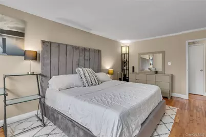 334 Lakeland Avenue #4A, Sayville, NY 11782 - Photo 11