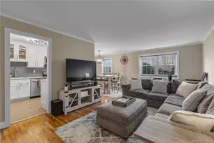 334 Lakeland Ave, Sayville, NY 11782 - Photo 3