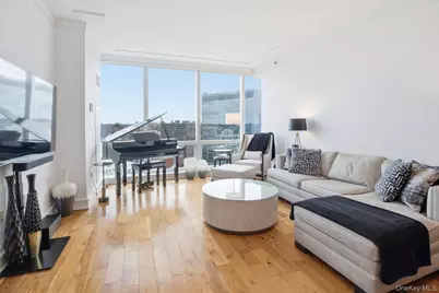 5 Renaissance Square #15C, White Plains, NY 10601 - Photo 9